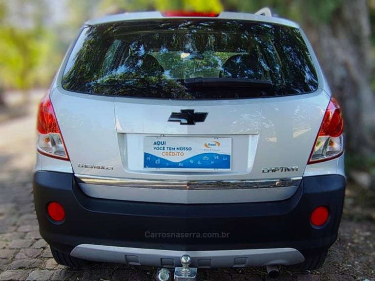CHEVROLET - CAPTIVA - 2011/2011 - Prata - R$ 49.900,00