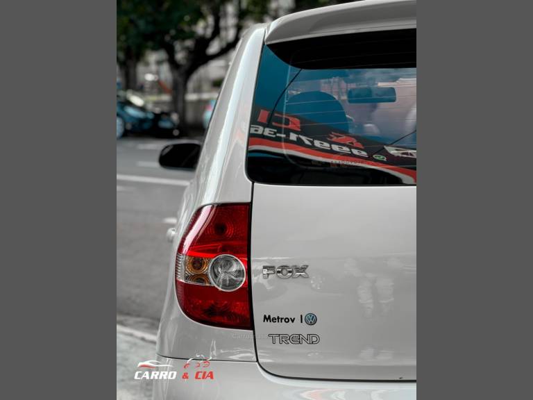 VOLKSWAGEN - FOX - 2010/2010 - Branca - R$ 35.900,00