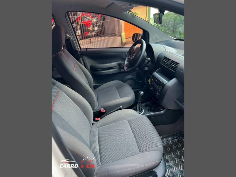 VOLKSWAGEN - FOX - 2010/2010 - Branca - R$ 35.900,00