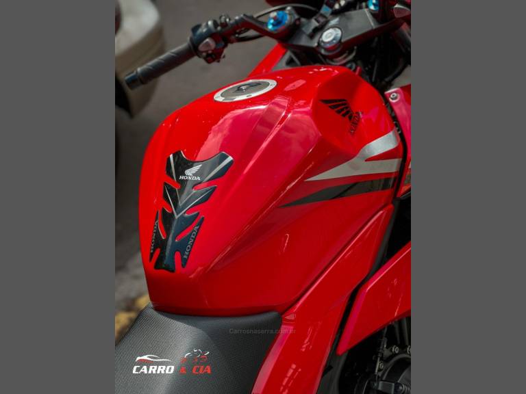 HONDA - CBR 500R - 2018/2018 - Vermelha - R$ 34.900,00