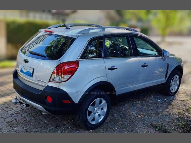 CHEVROLET - CAPTIVA - 2011/2011 - Prata - R$ 49.900,00