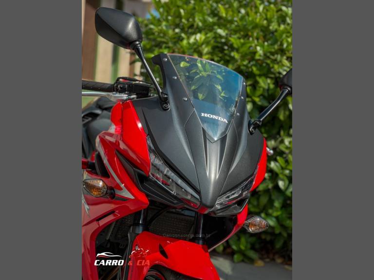 HONDA - CBR 500R - 2018/2018 - Vermelha - R$ 34.900,00