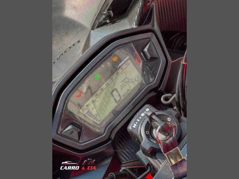 HONDA - CBR 500R - 2018/2018 - Vermelha - R$ 34.900,00