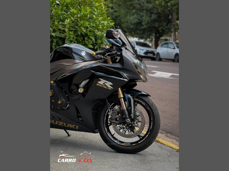 SUZUKI - GSXR - 2011/2011 - Preta - R$ 44.900,00